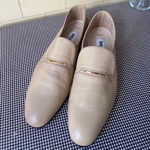 Vintage Bally Cream Leather Loafers